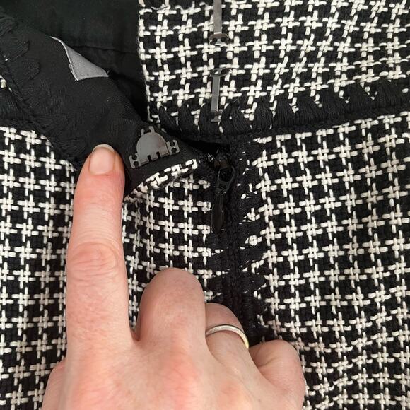 NEW Ann Taylor Career Houndstooth Plaid Paneled Flutter A-line Knee Skirt 0 NWOT - Picture 11 of 16